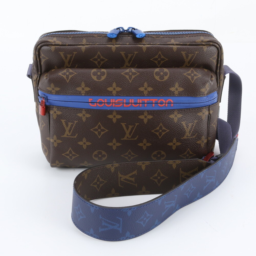 Louis Vuitton Monogram Messenger Bag PM M43843 Leather Shoulder for Men